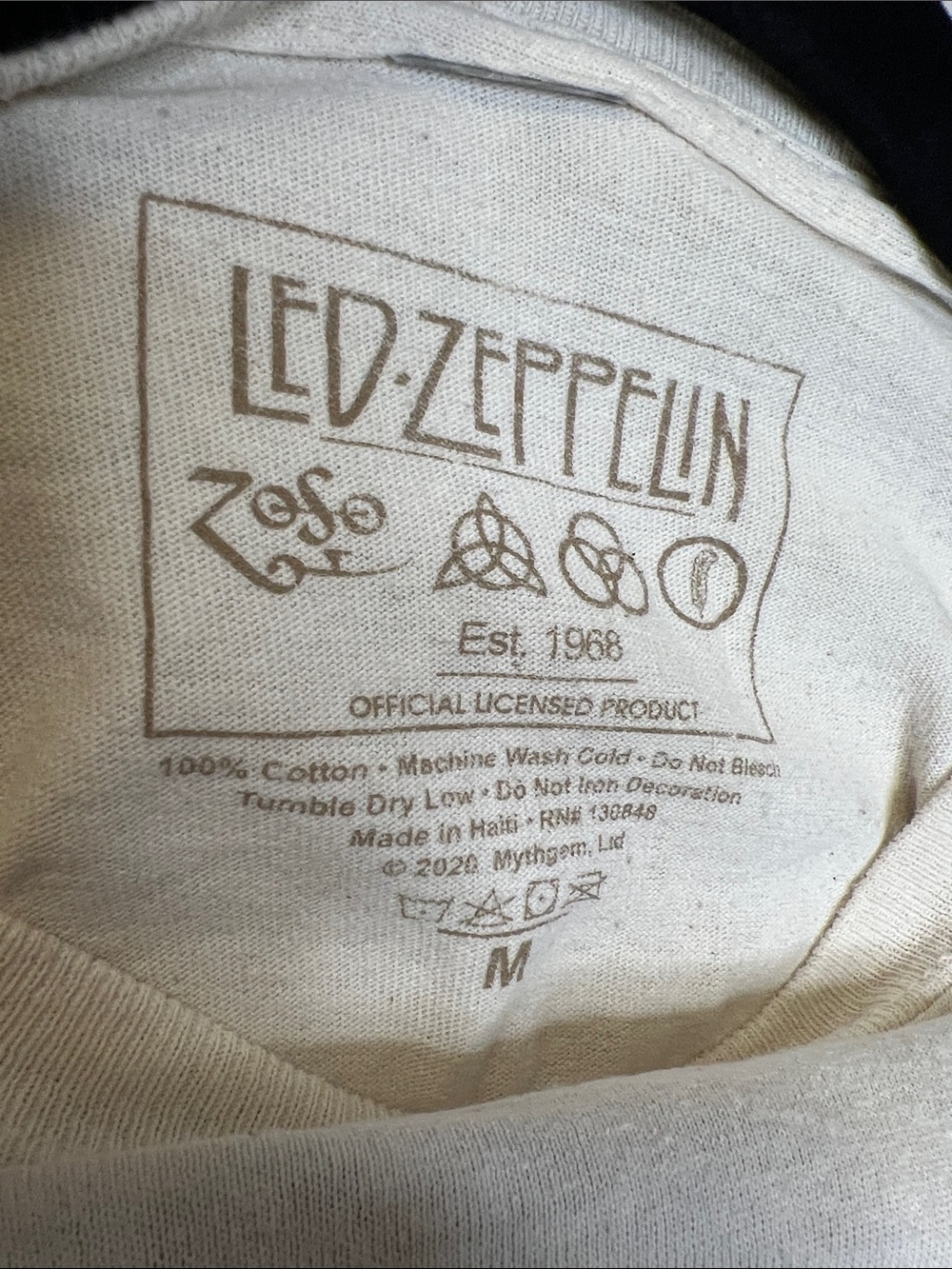 LED ZEPPELIN US Tour 1975 Graphic Print Band Tee size Medium - Picture 6 of 8